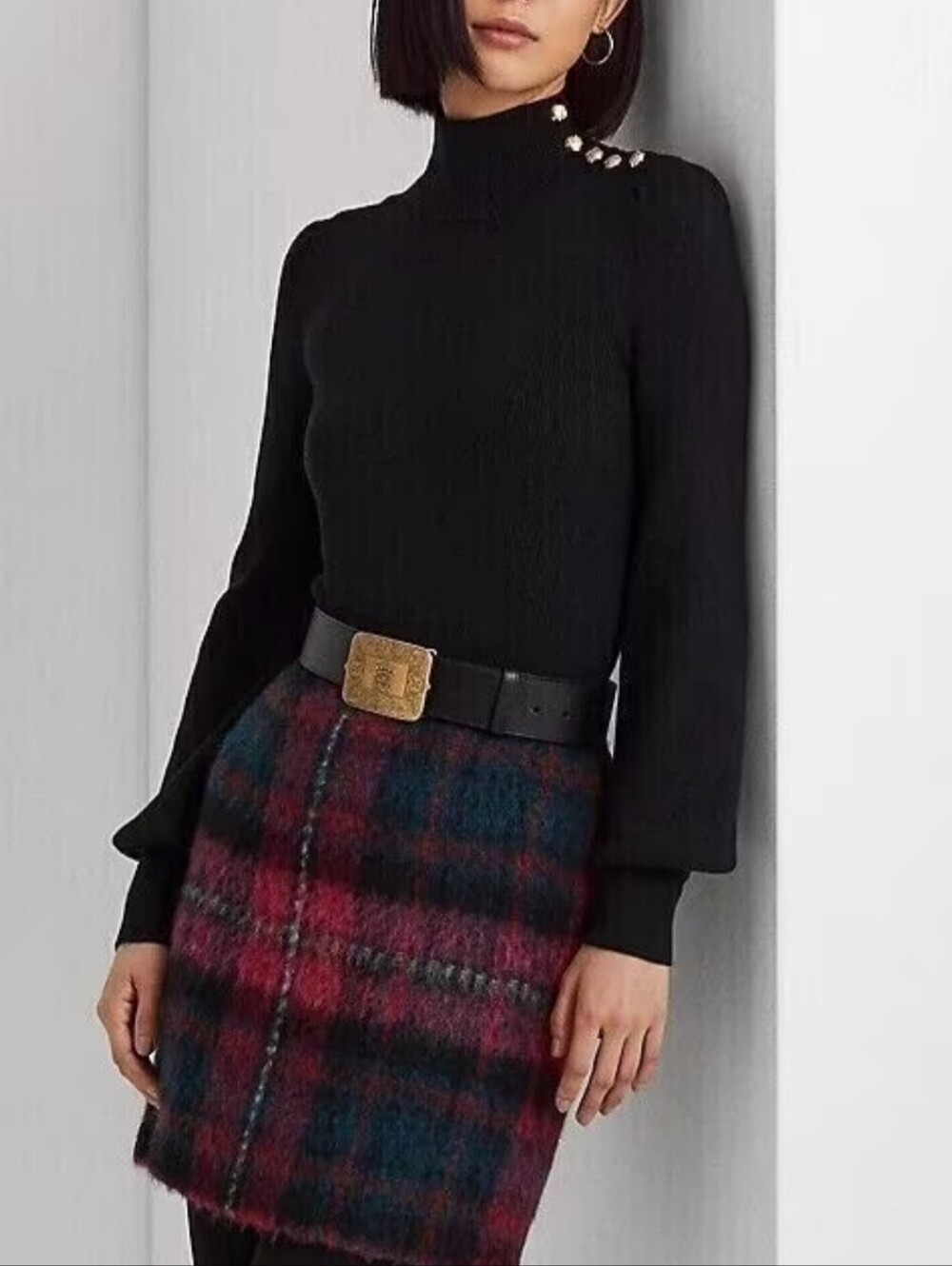 Ralph Lauren Red and Black Plaid Mini Skirt.  Mohair/wool Blend.  Look At Tag. 8